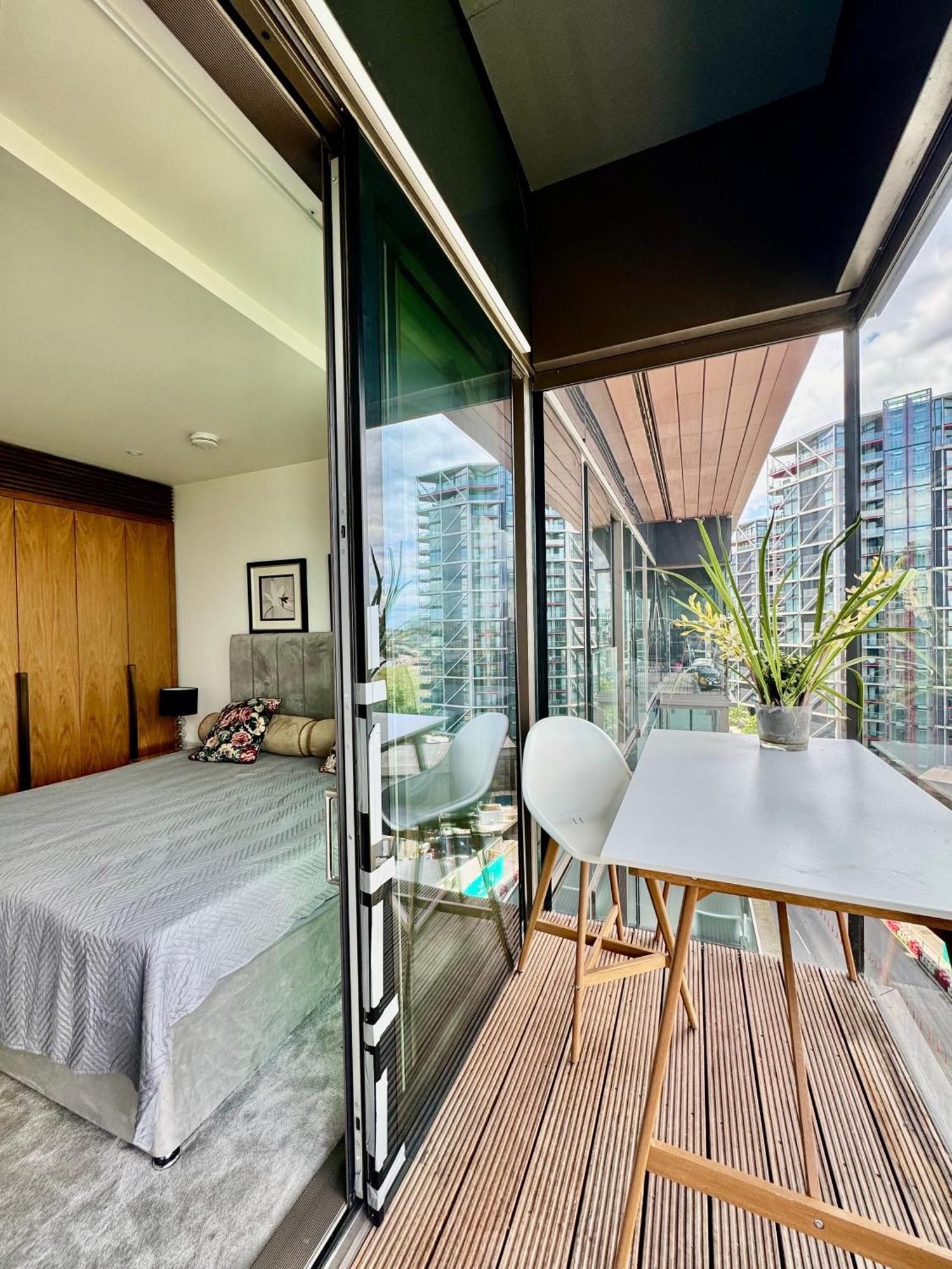 River Panorama Central London 2 Bedroom New Development Exteriér fotografie